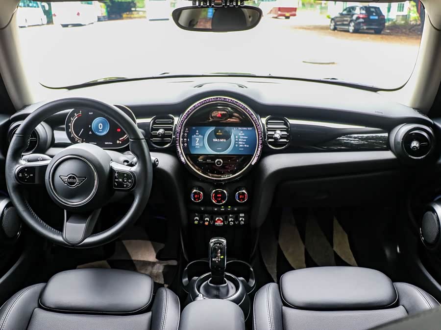 2023 MINI Facelift 1.5T COOPER Artist - zdjęcie 9