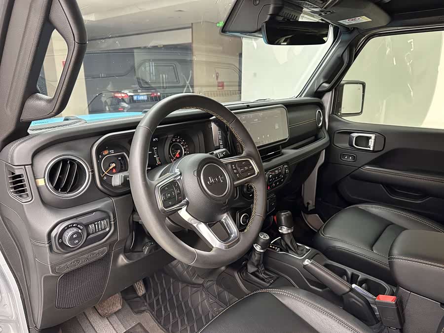2024 Jeep Wrangler 2.0T Sahara 4-Door - zdjęcie 12