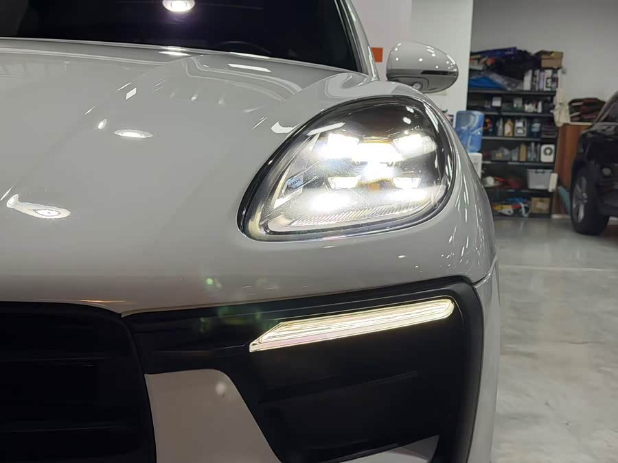 2024 Macan 2.0T - zdjęcie 3