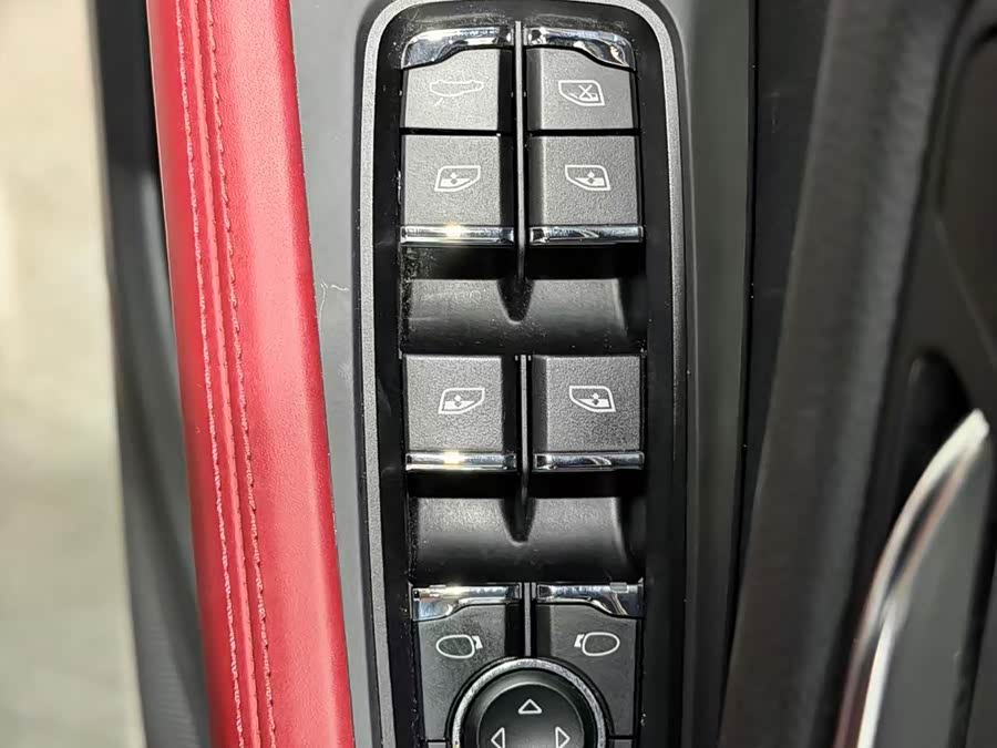 2024 Macan 2.0T - zdjęcie 6