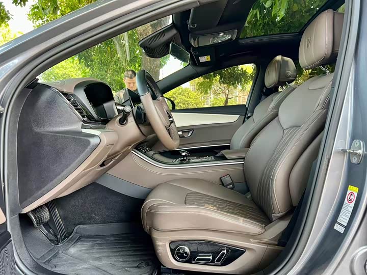 2025 EV Intelligent Driving 506KM Luxury - zdjęcie 13