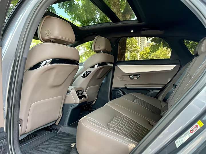 2025 EV Intelligent Driving 506KM Luxury - zdjęcie 15