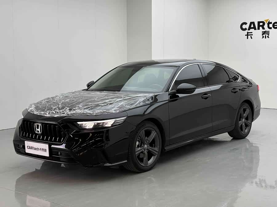 2025 Elegant Edition 260TURBO - zdjęcie 1