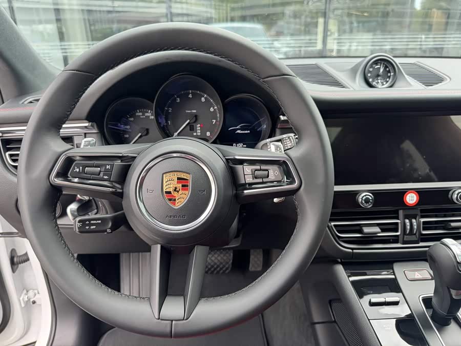 2025 Macan 2.0T Dream Edition - zdjęcie 16