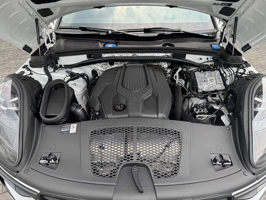 2025 Macan 2.0T Dream Edition - zdjęcie 9