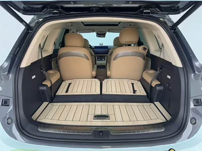 AITO M7 2022 1.5T Four-Wheel Drive Luxury Edition - zdjęcie 16