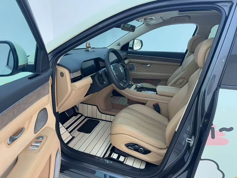 AITO M7 2022 1.5T Four-Wheel Drive Luxury Edition - zdjęcie 4