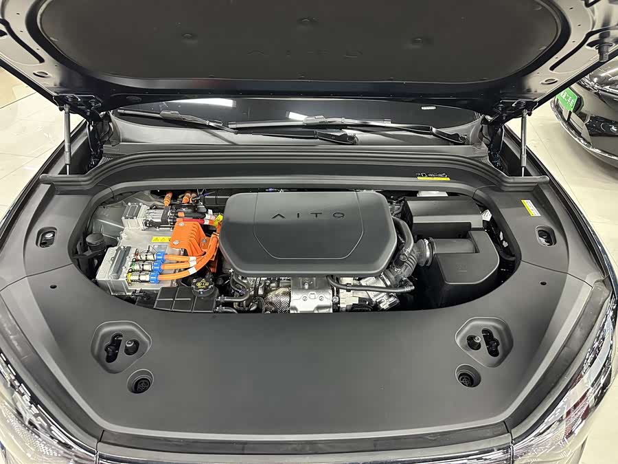AITO M9 2025 Range Extender Ultra Version 52kWh 6-Seater (192-Line Laser Radar) - zdjęcie 10