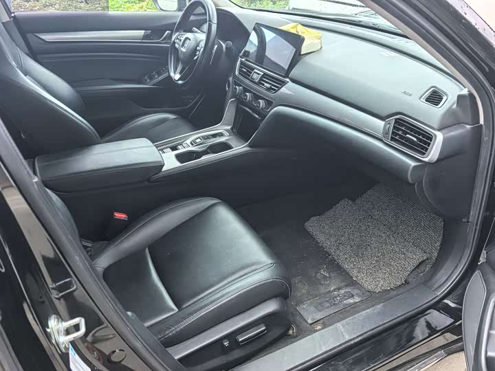 Accord 2022 2.0L Hybrid 2WD - zdjęcie 18