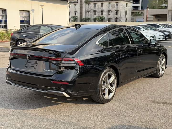Accord 2024 260TURBO Premium - zdjęcie 13