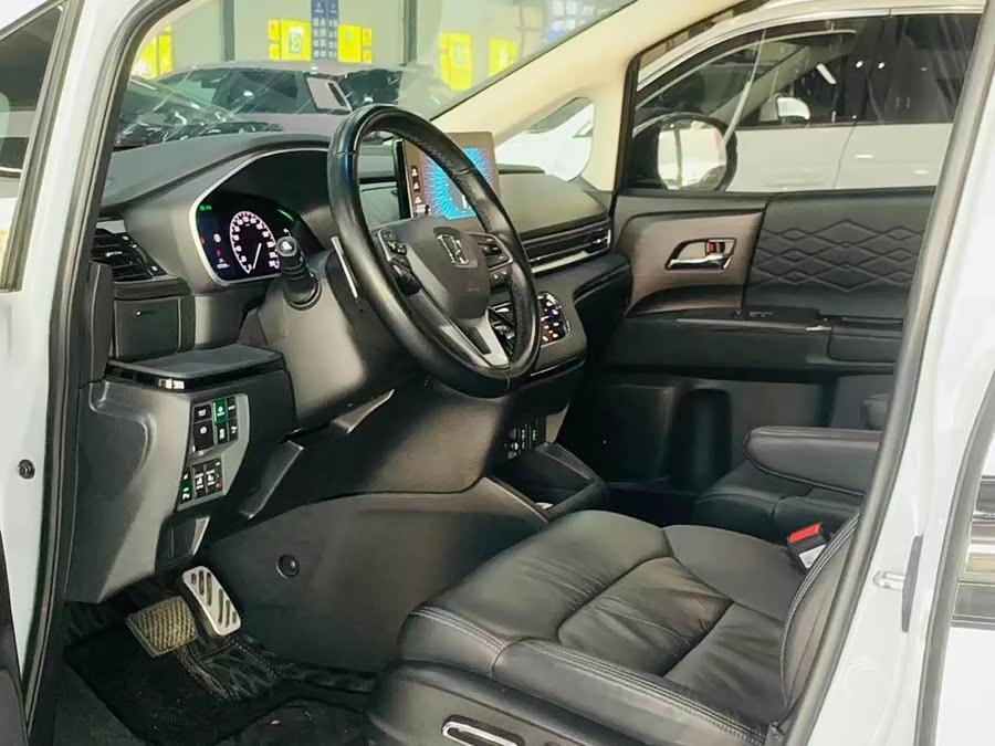 Ariel 2024 2.0L e:HEV Luxury - zdjęcie 4