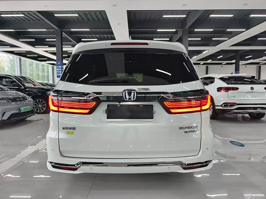 Ariel 2024 2.0L e:HEV Luxury - zdjęcie 8