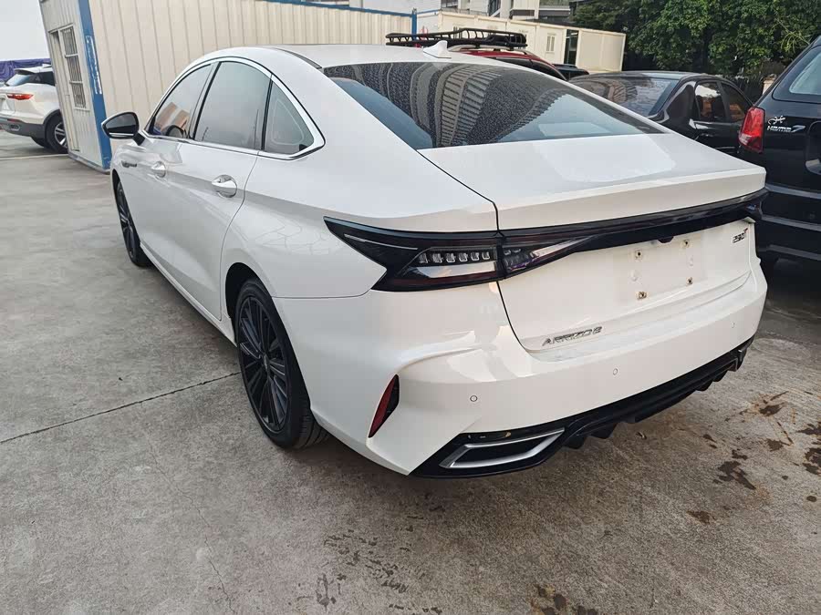 Ariya 8 2022 1.6T DCT Luxury - zdjęcie 12