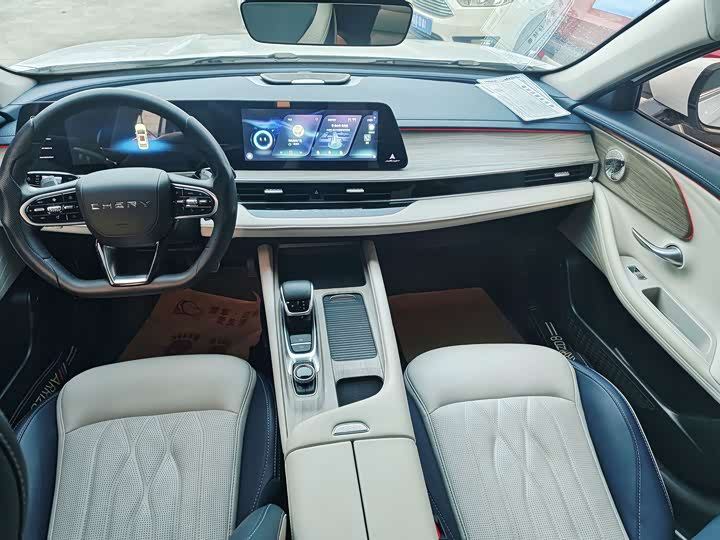 Ariya 8 2022 1.6T DCT Luxury - zdjęcie 20