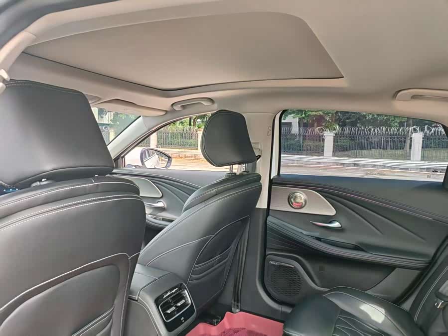 Ariya 8 2022 1.6T DCT - zdjęcie 6