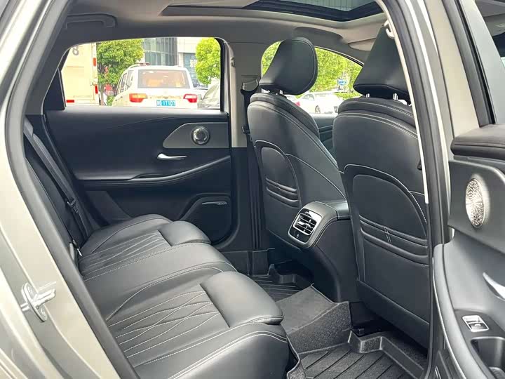 Ariya 8 2023 1.6T DCT Standard - zdjęcie 15