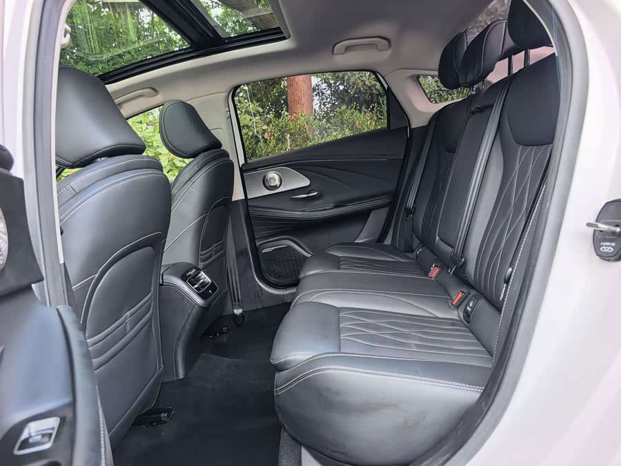 Ariya 8 2023 1.6T DCT - zdjęcie 10