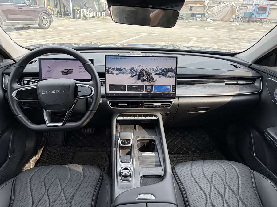 Arrizo 8 PRO 2025 1.6T DCT Luxury Edition+ - zdjęcie 11