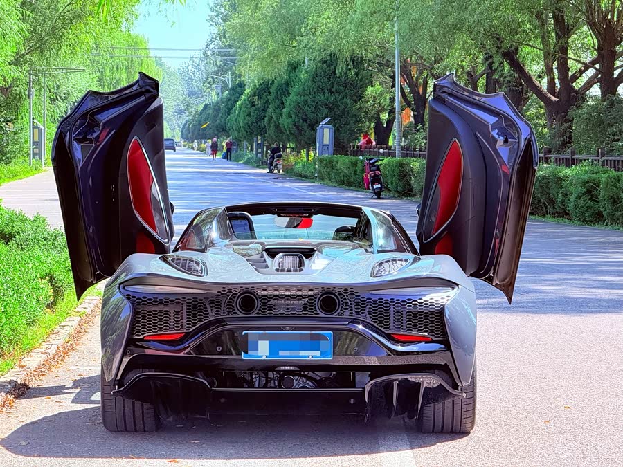 Artura 2025 3.0T Hybrid Spider - zdjęcie 14