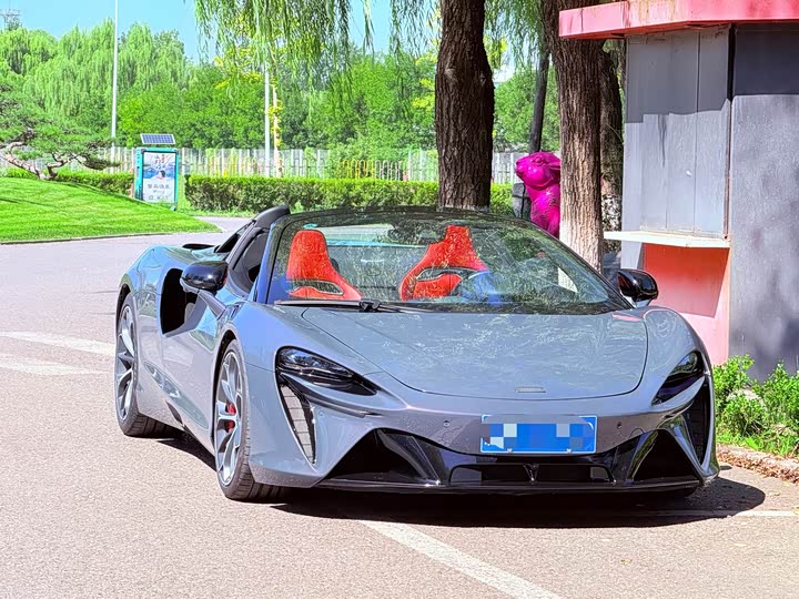 Artura 2025 3.0T Hybrid Spider - zdjęcie 20