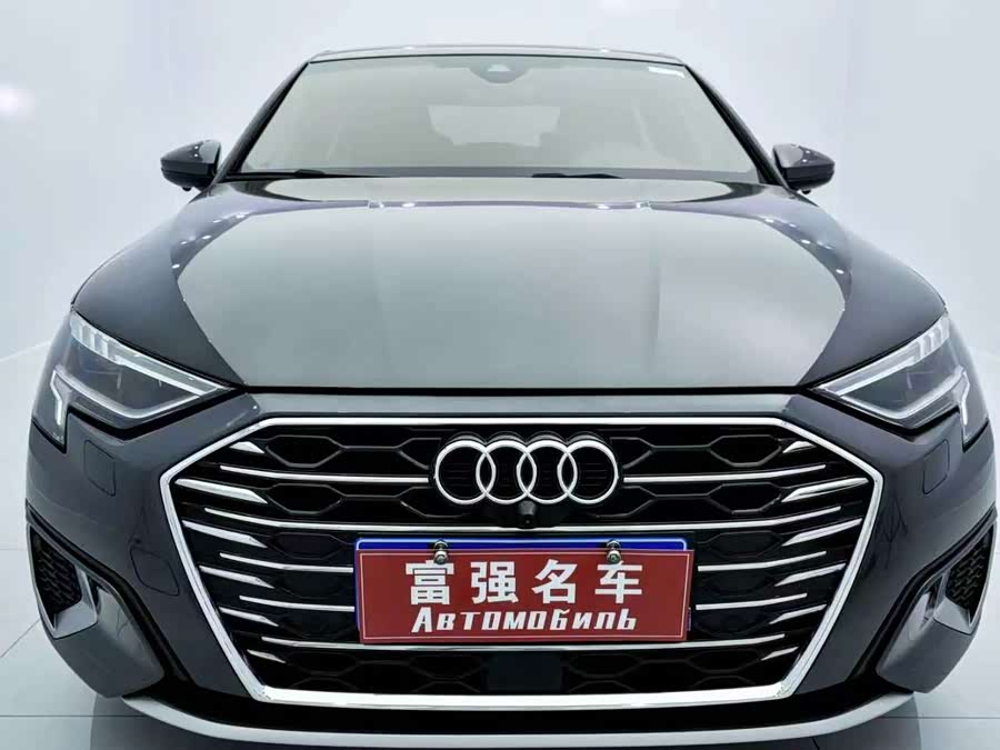 Audi A3 2023 A3L Limousine 35 TFSI Fashion Sport - zdjęcie 2