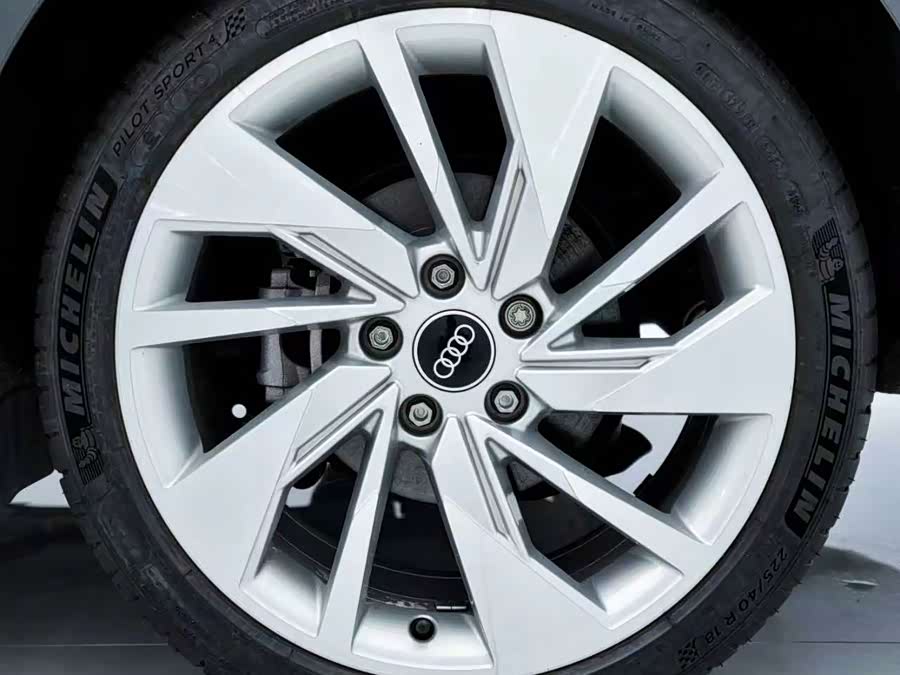 Audi A3 2023 A3L Limousine 35 TFSI Fashion Sport - zdjęcie 20