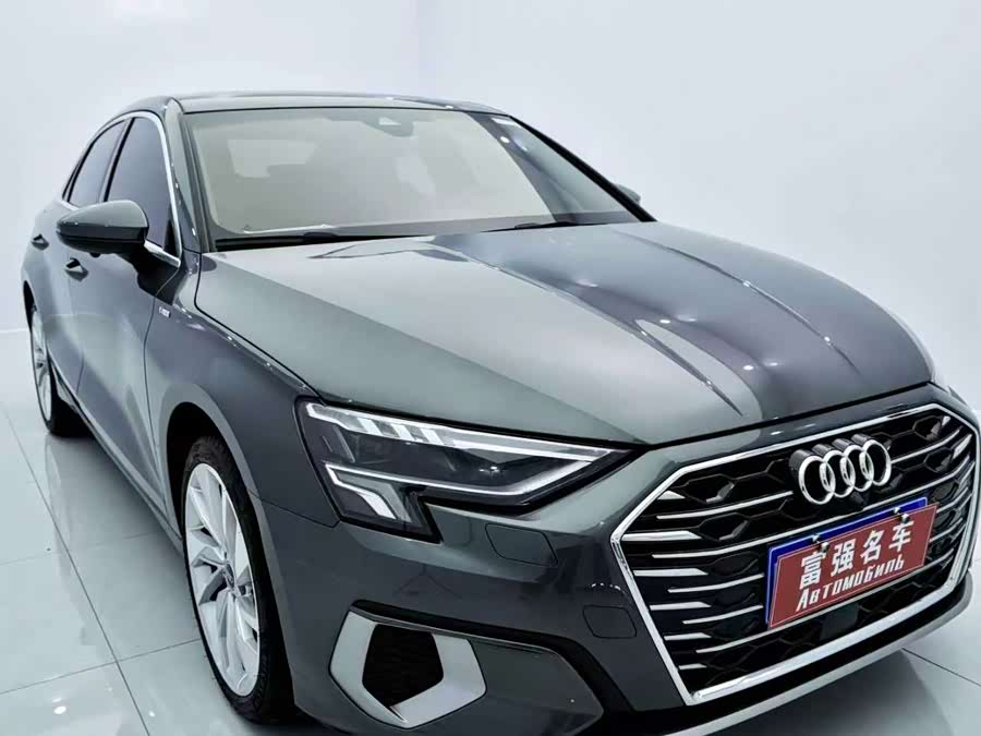 Audi A3 2023 A3L Limousine 35 TFSI Fashion Sport - zdjęcie 3