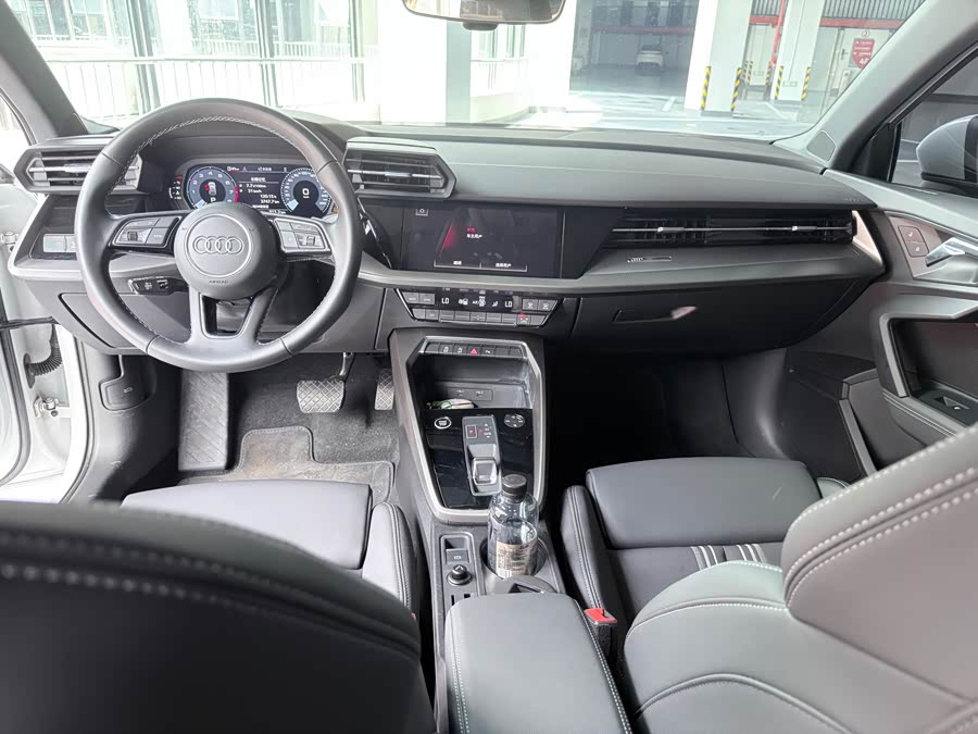 Audi A3 2023 Facelift A3L Limousine 35 TFSI Fashion Sport Type - zdjęcie 14