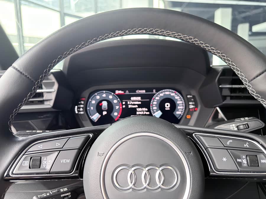 Audi A3 2023 Facelift A3L Limousine 35 TFSI Fashion Sport Type - zdjęcie 10