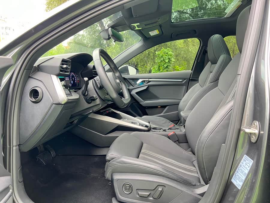 Audi A3 2023 Facelift Sportback 35 TFSI Fashion Sport - zdjęcie 11