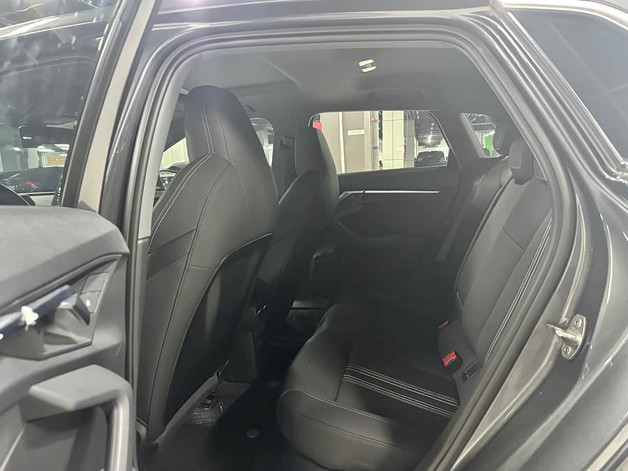 Audi A3 2023 Facelift Sportback 35 TFSI Fashion Sport - zdjęcie 9