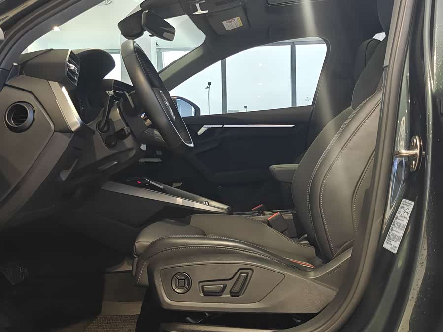 Audi A3 2023 Sportback 35 TFSI Fashion Sport Type - zdjęcie 11