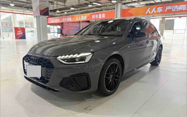 Audi A4 2024 Avant 40 TFSI Fashion Sport