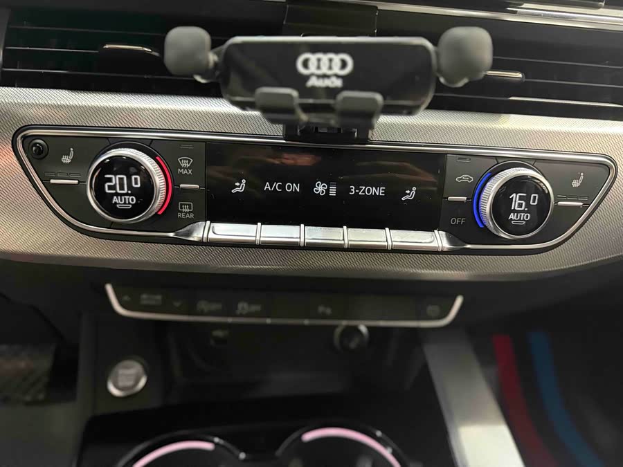 Audi A4 2024 Avant 40 TFSI Fashion Sport - zdjęcie 11