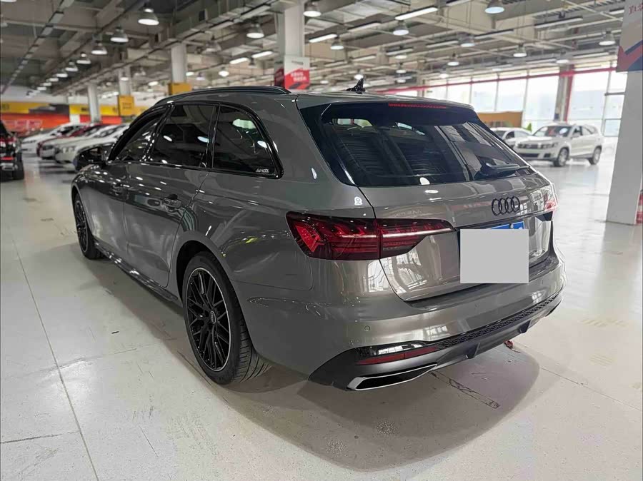 Audi A4 2024 Avant 40 TFSI Fashion Sport - zdjęcie 17