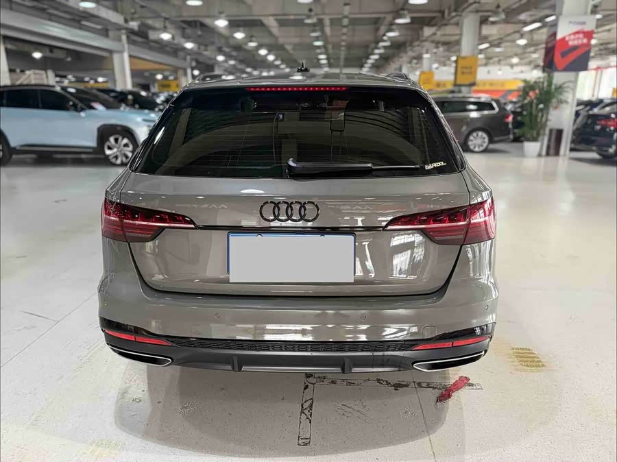 Audi A4 2024 Avant 40 TFSI Fashion Sport - zdjęcie 18