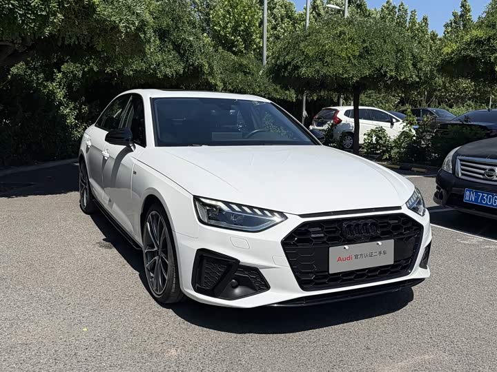 Audi A4L 2023 40 TFSI quattro Luxury Sport - zdjęcie 18