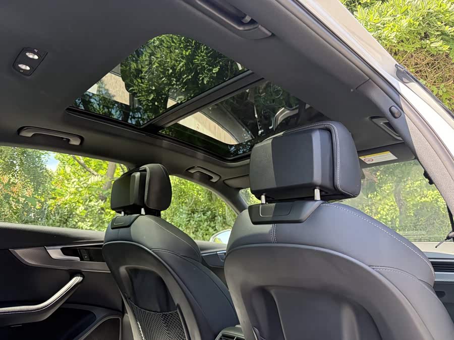 Audi A4L 2023 40 TFSI quattro Luxury Sport - zdjęcie 7