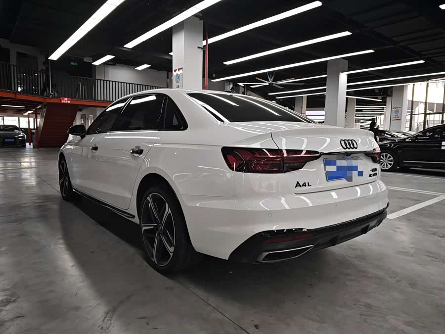 Audi A4L 2024 40 TFSI Luxury Dynamic Edition - zdjęcie 18