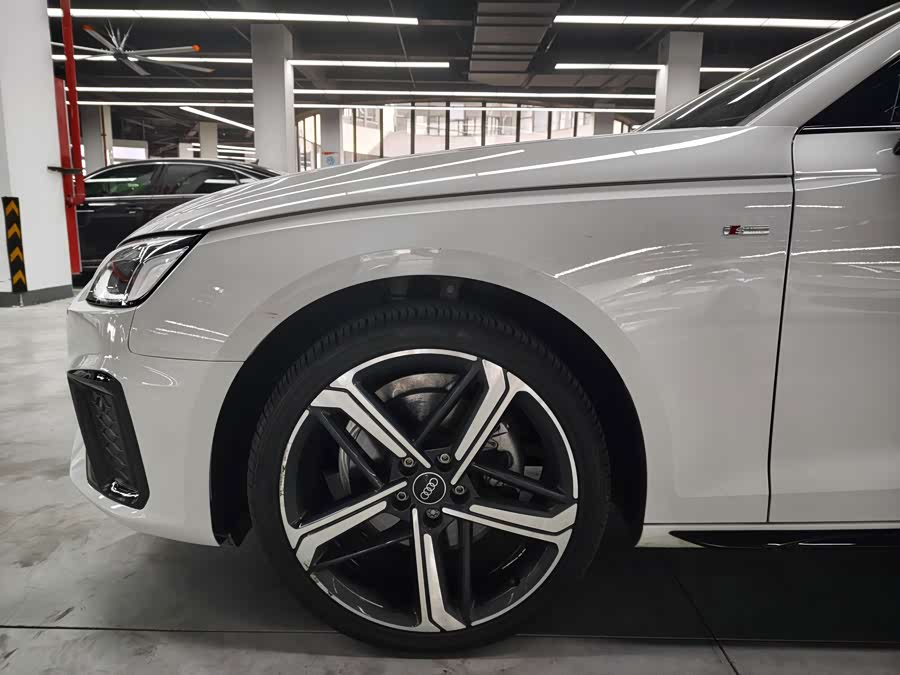Audi A4L 2024 40 TFSI Luxury Dynamic Edition - zdjęcie 4