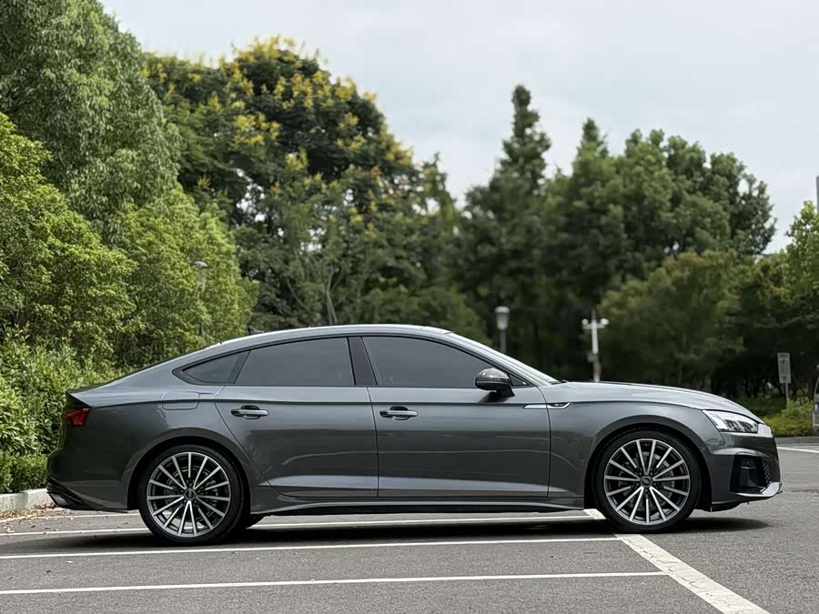 Audi A5 2024 Sportback 40 TFSI quattro Luxury Dynamic - zdjęcie 4