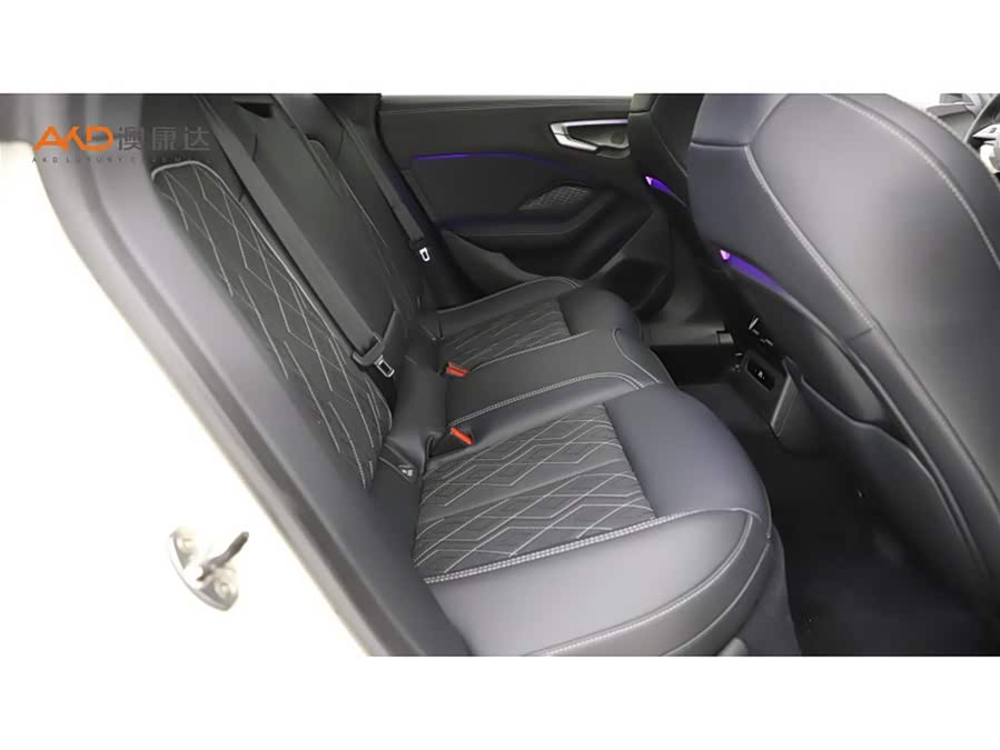 Audi A5L Sportback 2026 TFSI quattro 200kW Flagship - zdjęcie 8