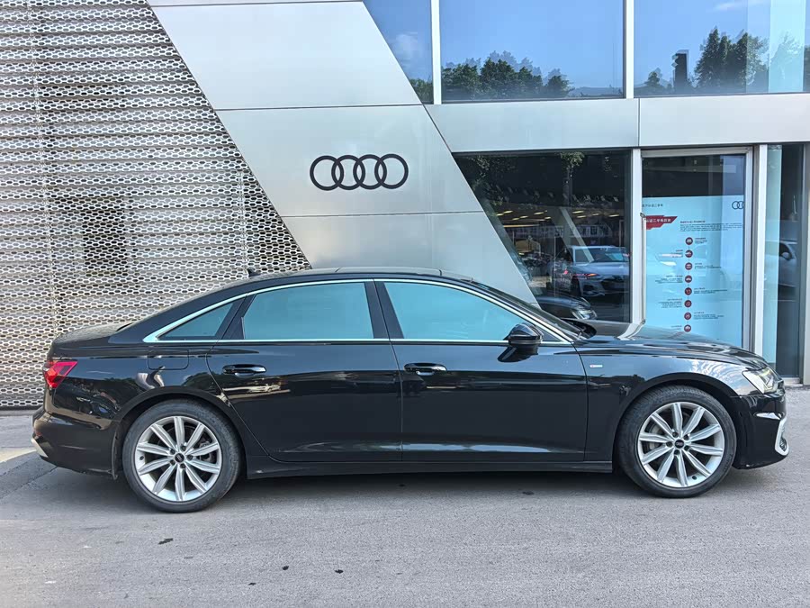 Audi A6L 2023 45 TFSI Premium Dynamic Edition - zdjęcie 11