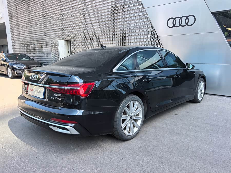 Audi A6L 2023 45 TFSI Premium Dynamic Edition - zdjęcie 6