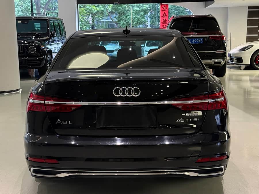 Audi A6L 2023 45 TFSI Premium - zdjęcie 17