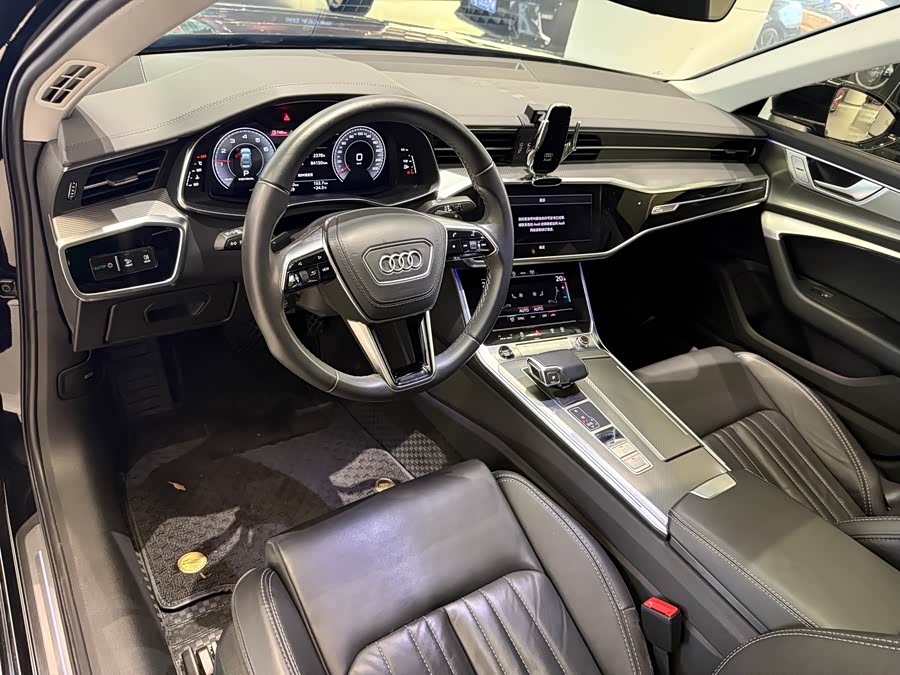 Audi A6L 2023 45 TFSI Premium - zdjęcie 5
