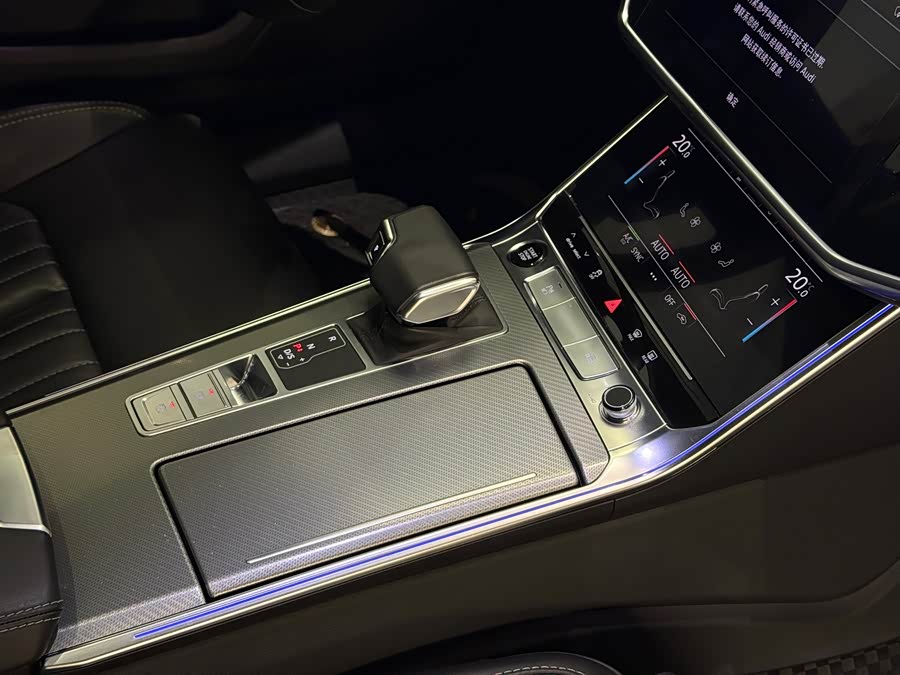 Audi A6L 2023 45 TFSI Premium - zdjęcie 8