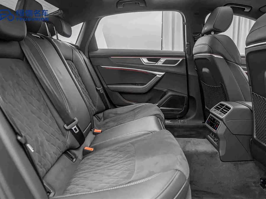 Audi A6L 2023 Facelift 55 TFSI quattro Luxury Sport - zdjęcie 16