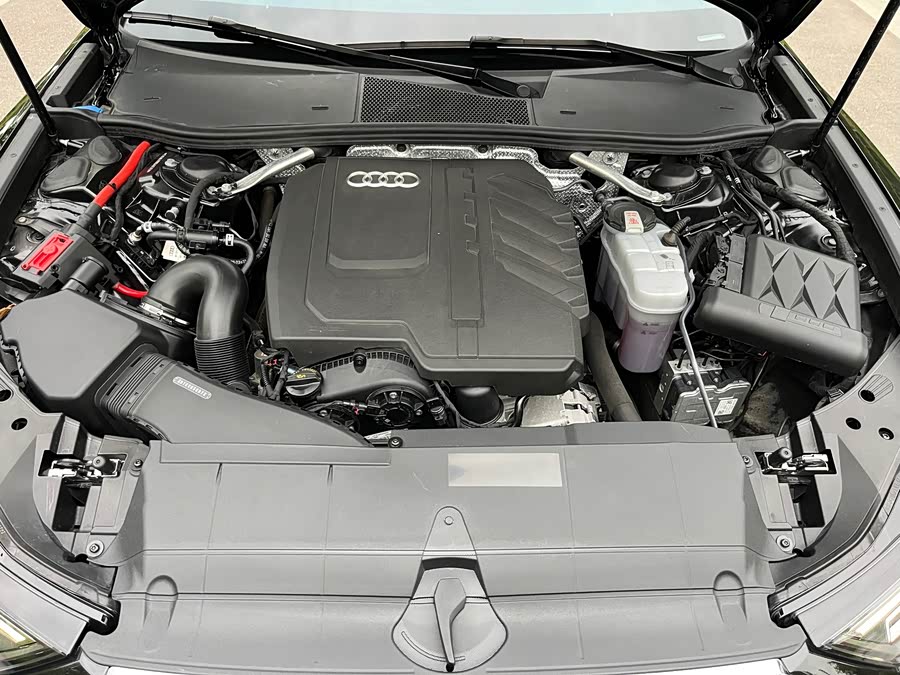 Audi A6L 2024 45 TFSI Premium Sport - zdjęcie 17