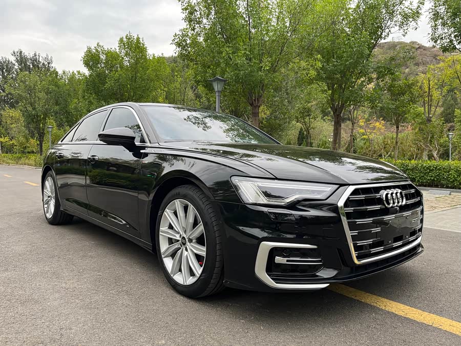 Audi A6L 2024 45 TFSI Premium Sport - zdjęcie 3
